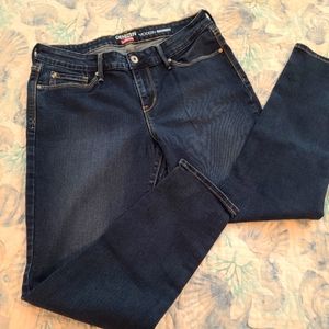Denizen Skinny Jean Size 10